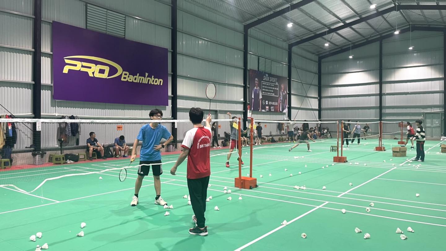 Ảnh Của Trung Tâm Cầu Lông